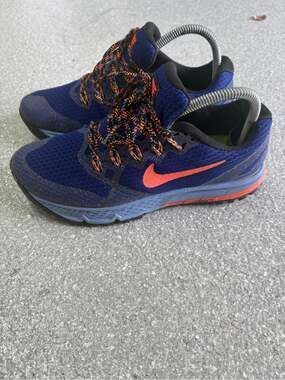 Nike Air Zoom Wildhorse 3 trail running shoe womens 7.5